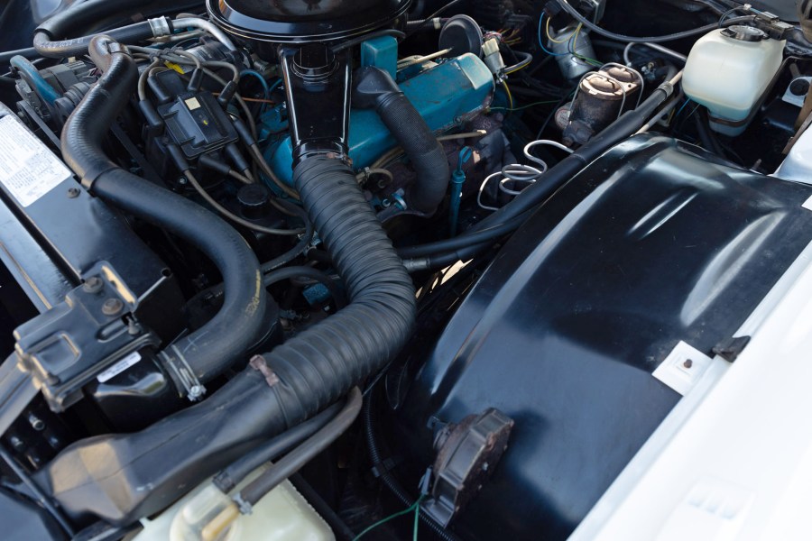 1977 Cadillac Eldorado engine bay 03