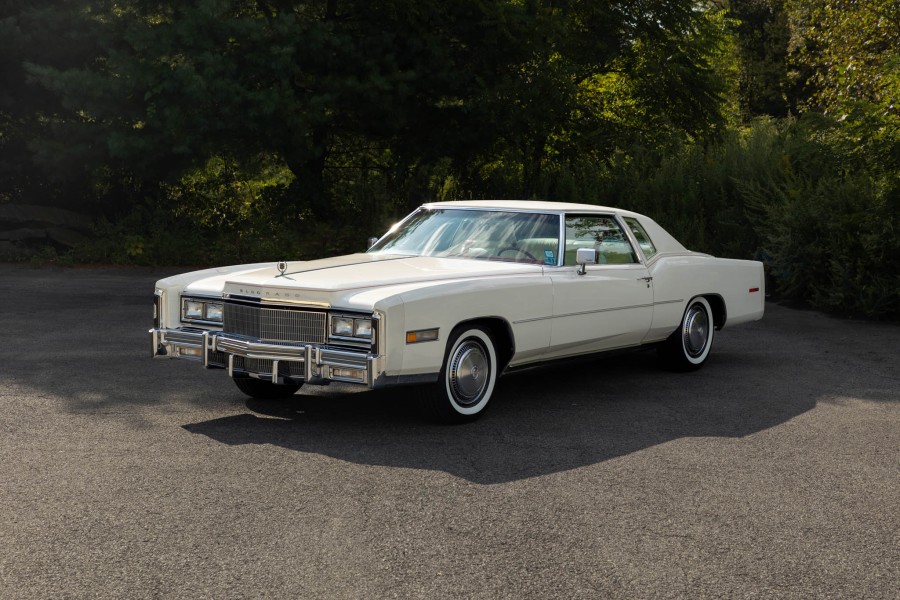 1977 Cadillac Eldorado interior 01