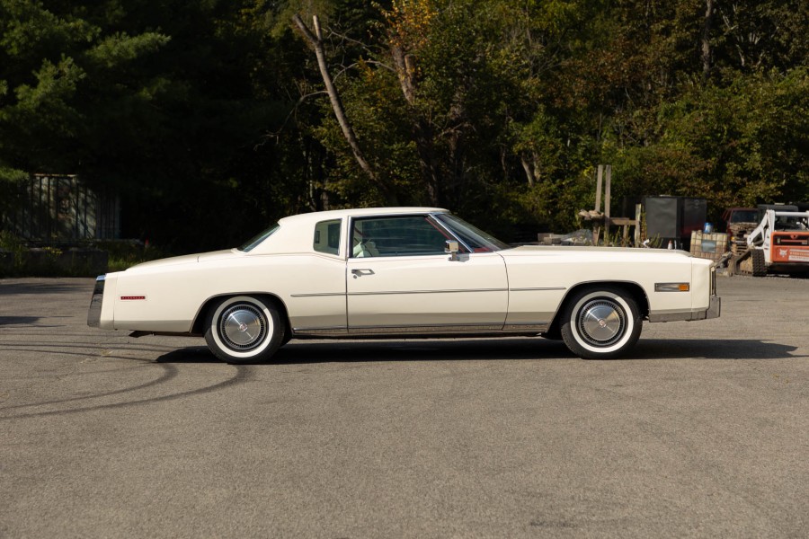 1977 Cadillac Eldorado interior 08