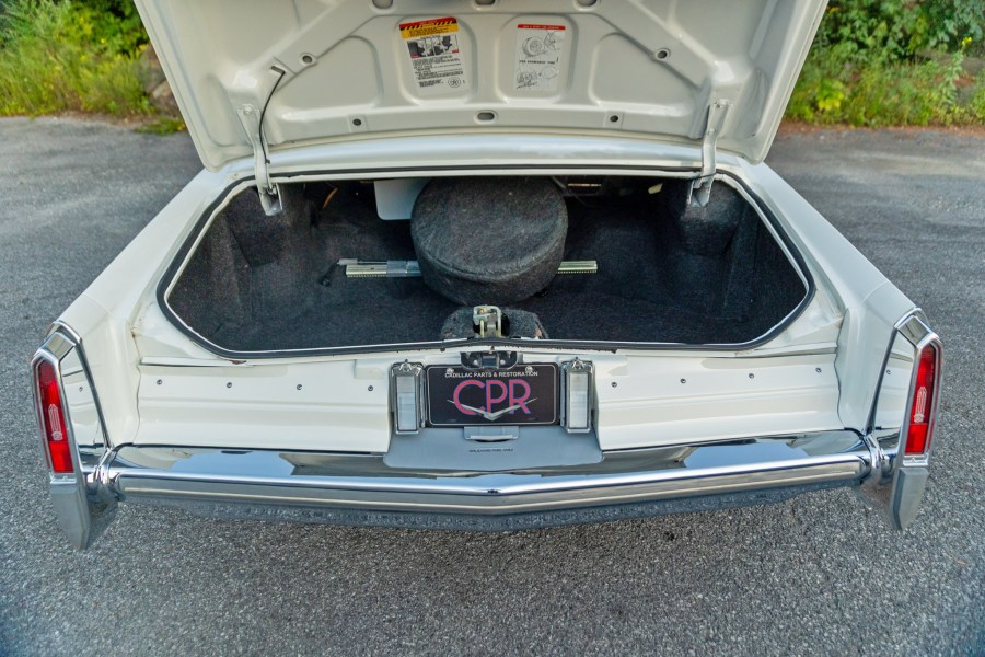 1977 Cadillac Eldorado trunk 01