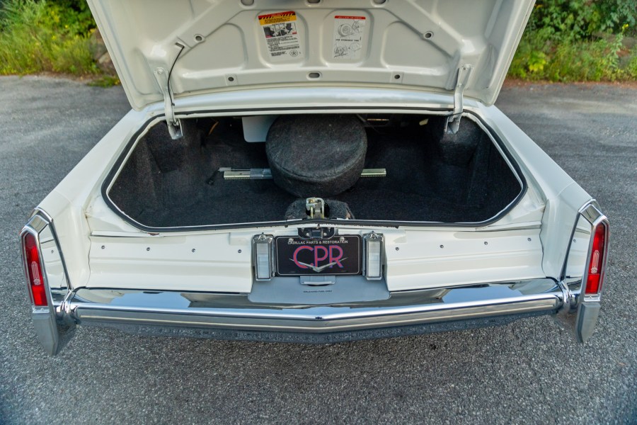 1977 Cadillac Eldorado trunk 02